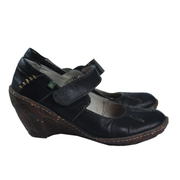 Женские кожаные туфли EL NATURALISTA 39 размер