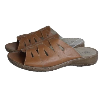 Женские кожаные босоножки CAPRICE 39 размер