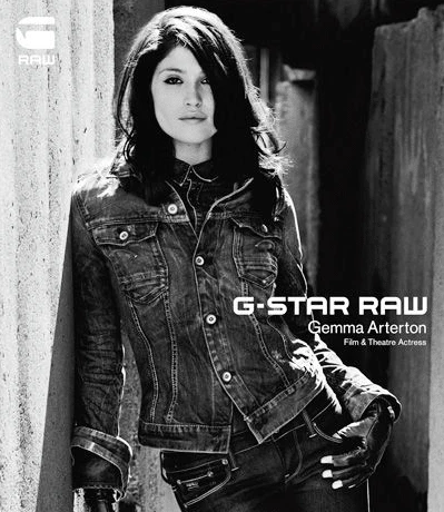 Актриса Джемма Артертон в одежде G-STAR RAW 